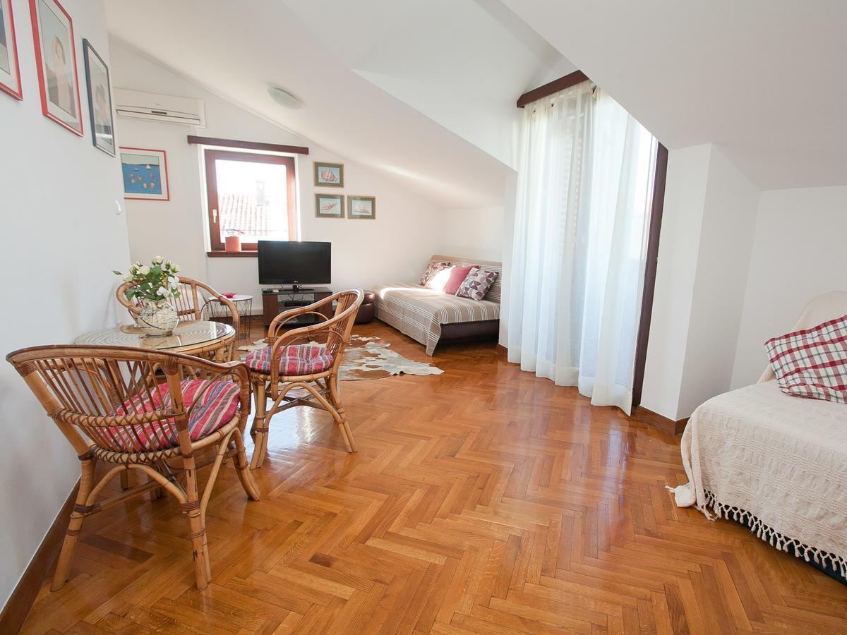 Apartment Magnolia Petrcane Exterior photo